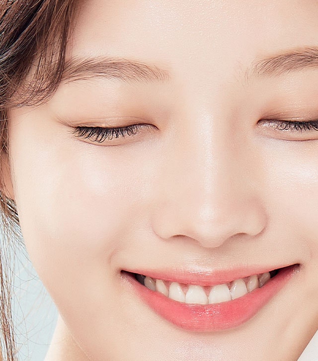 Double instant moisturizing & brightening effect